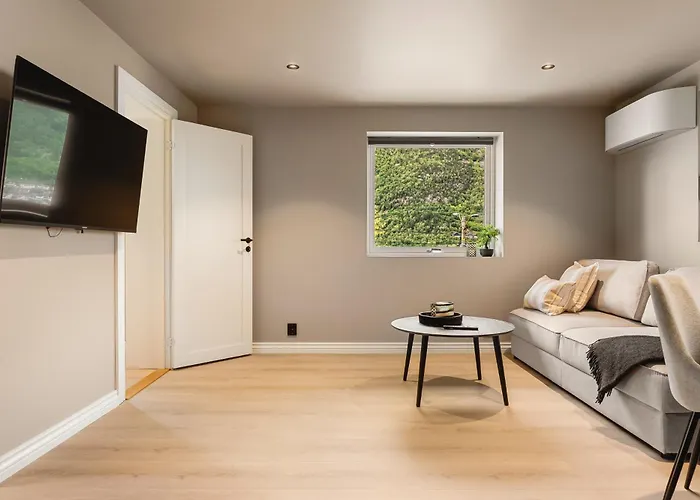 Trolltunga Fjords Apartment Tokheim